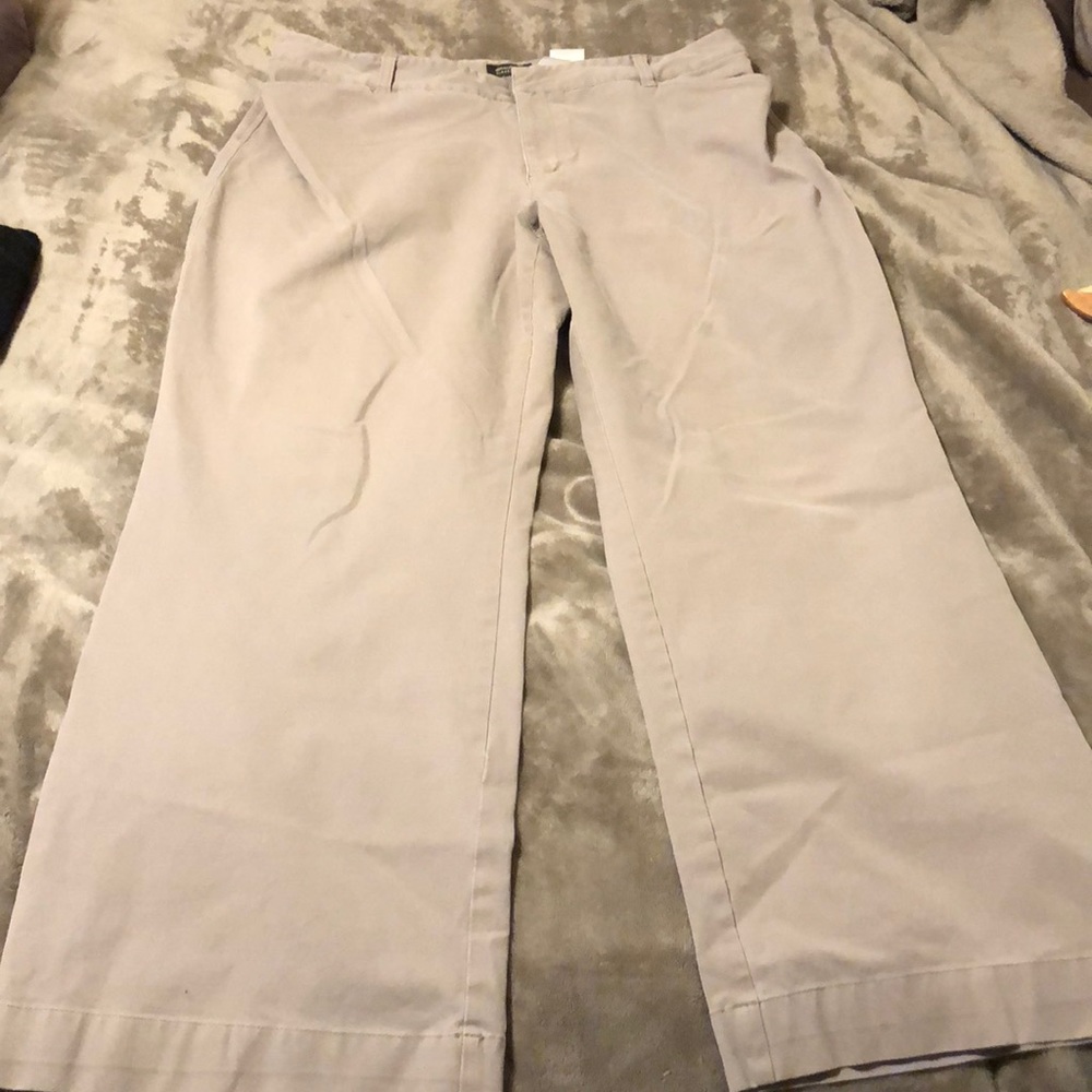 Eddie Bauer khakis 18
